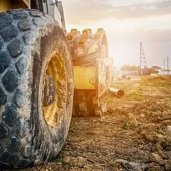 Какой  штраф грозит  за немытые колеса грузовиков?
